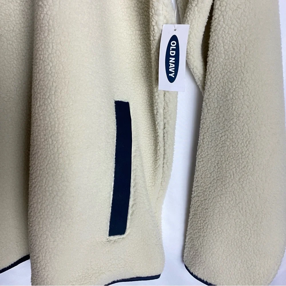 Old Navy Men’s Quarter Zip Two Pocket Fleece Navy and Cream Pullover